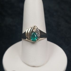 10k YG emerald and diamond ring